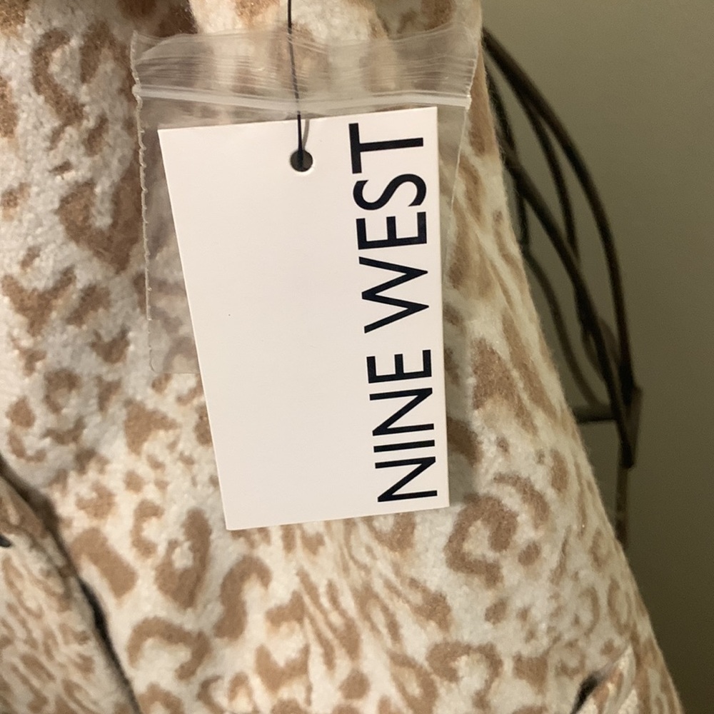NWT Nine West Cream Tan Long Leopard Coat Size Medium Retail $118 - Picture 3 of 11